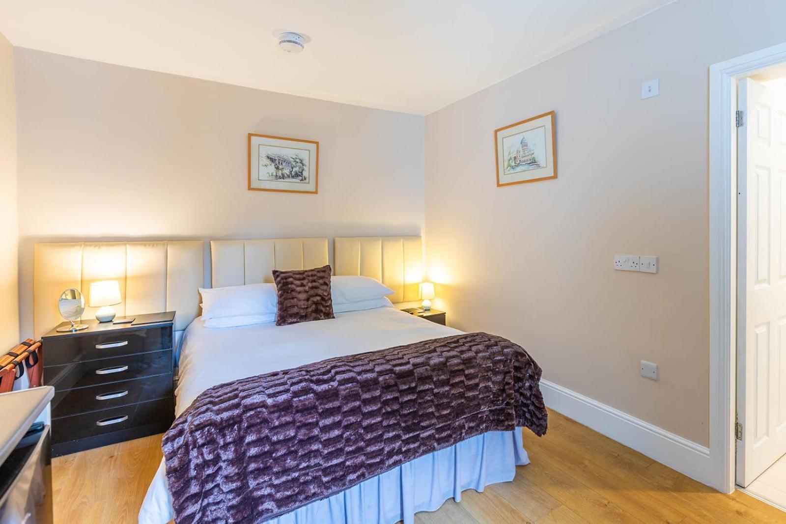 Windermere Studio Rooms - With Free Car Parking Onsite Экстерьер фото
